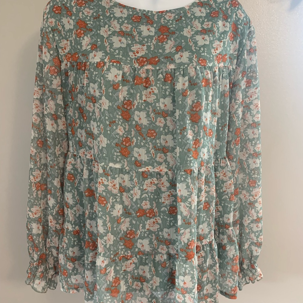 SHEIN Floral Print Blouse - Picture 2 of 16